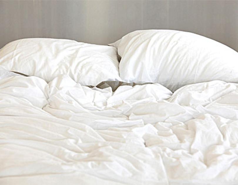 Reader Question How to Solve Stained Pillowcases American Laundry News