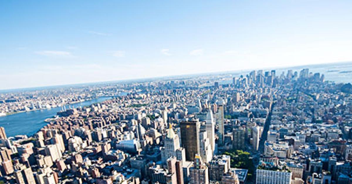 02i59419 nyc skyline web