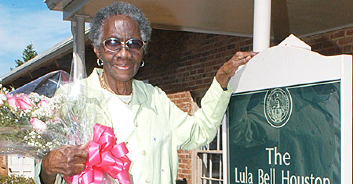 2lula bell houston web