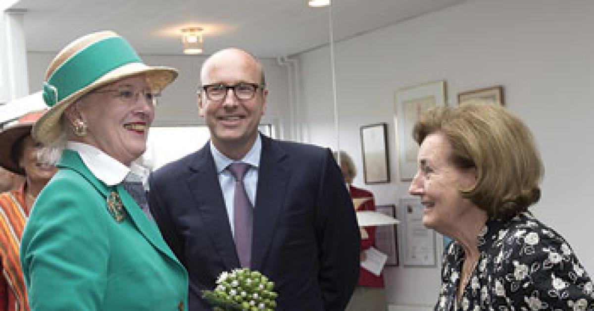 Royal visit image