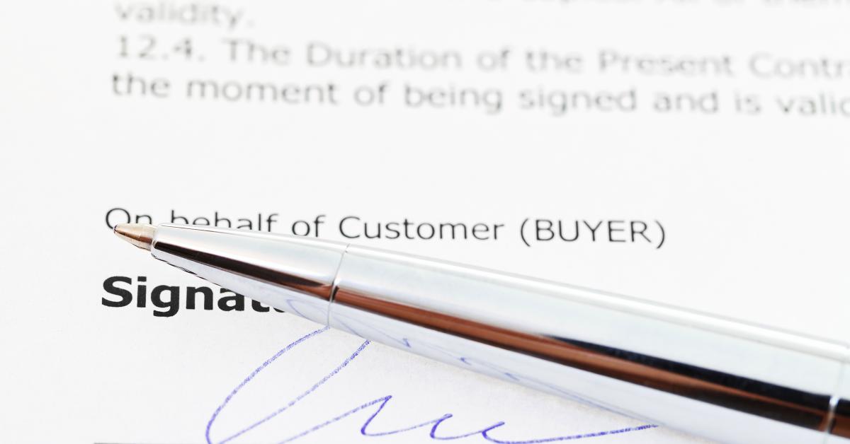 LAVATEC Equipment Agreement with Oregon Laundry