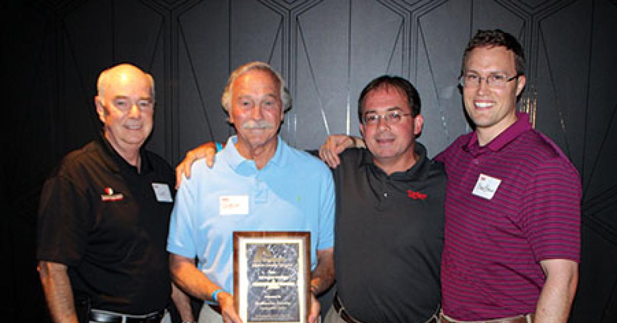 Southeastern Laundry Equipment Wins UniMac 2016 Distributor of the Year