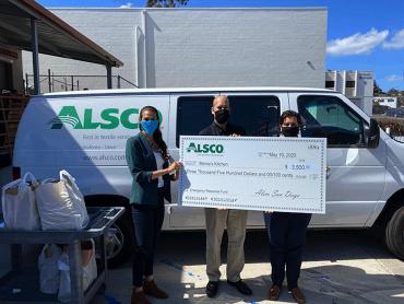 Alsco San Diego Donates to Mama’s Kitchen
