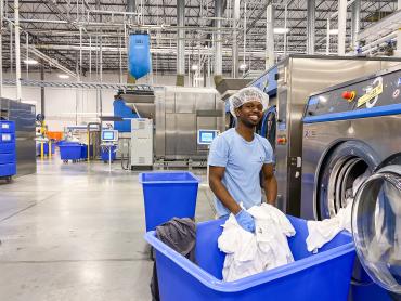 Crown Linen Set to Open New Florida Facility