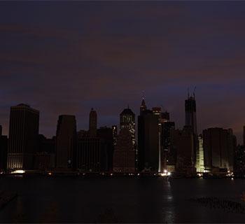 Manhattan skyline without power